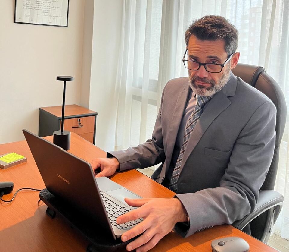 Accidente de Trabajo In Itinere 2026: Qué Cubre la ART y Cuánto se Cobra